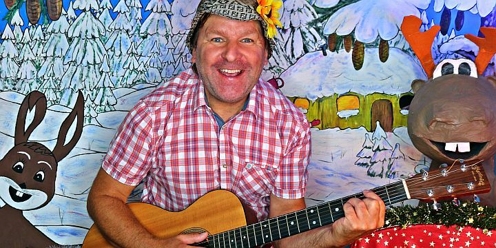 Mann mit Gitarre