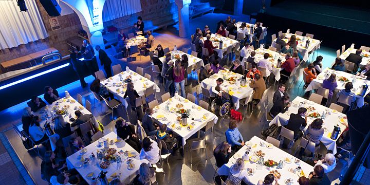 Blick in die Badehalle des Volksbades Jena  ©JenaKultur, A. Hub